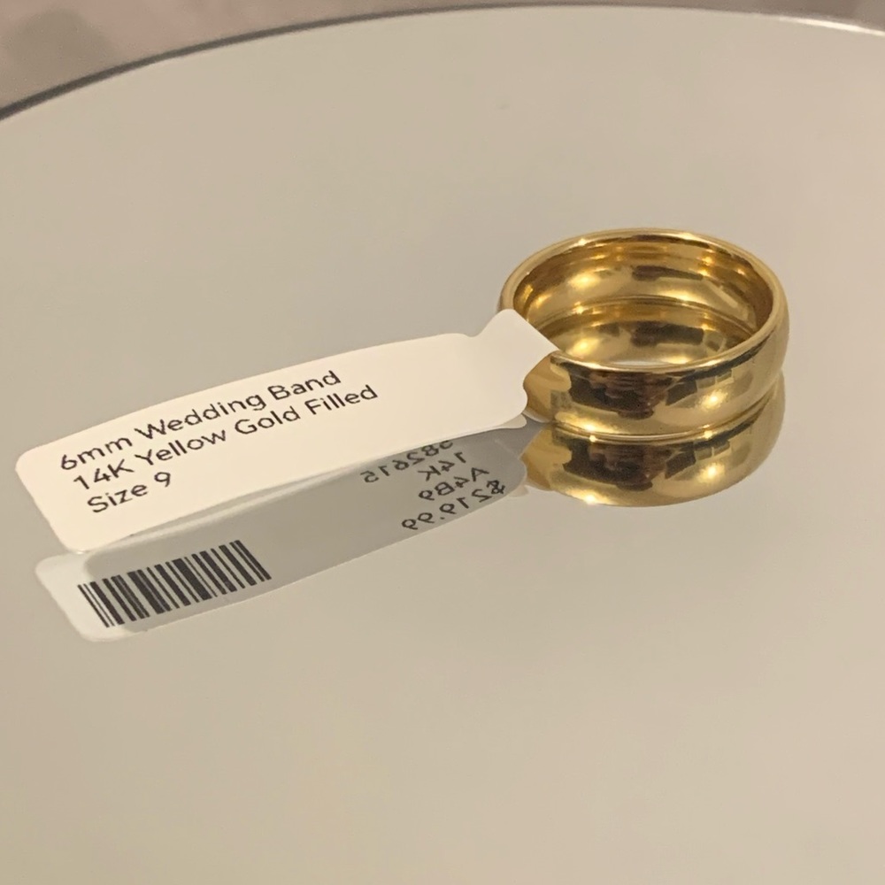 14K Yellow Gold 6mm Ring / Wedding Band